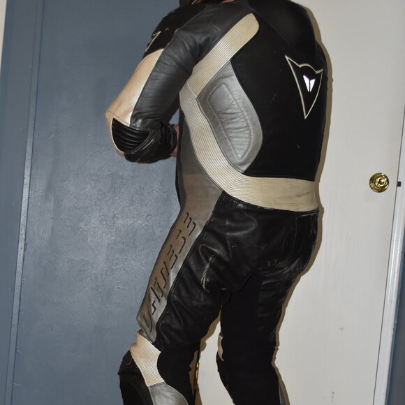 Dainese leather motorcycle suit size US46 - Euro56 - Picture 5 of 16